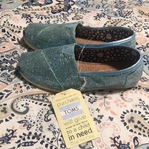 Womens Blue Glitter TOMS size 7.5